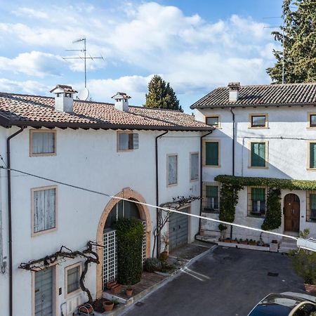 Blu Bed Apartment Castelnuovo del Garda Bagian luar foto